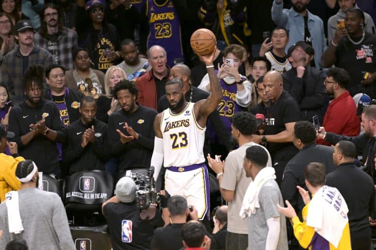 NBA : LeBron James passe la barre record des 40 000 points