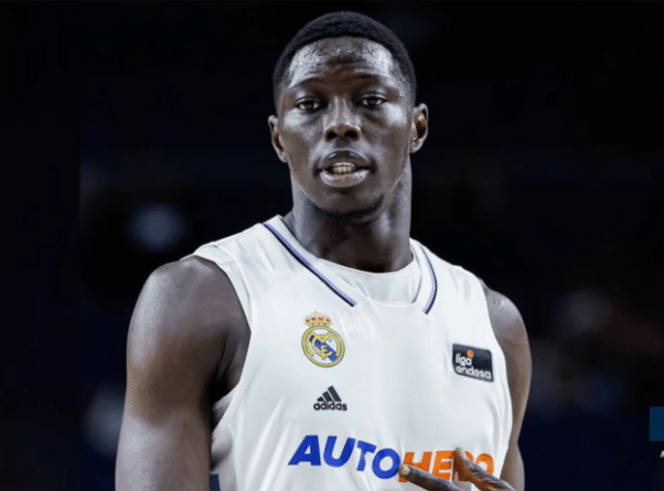 Basket : Naturalisé espagnol, Eli Ndiaye n’exclut pas de défendre les couleurs du Sénégal