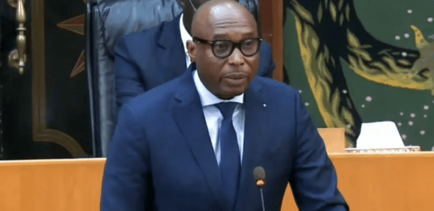 Radiation de Barth : Taxawu Sénégal dénonce une décision qui bafoue "le socle de l'État de droit"