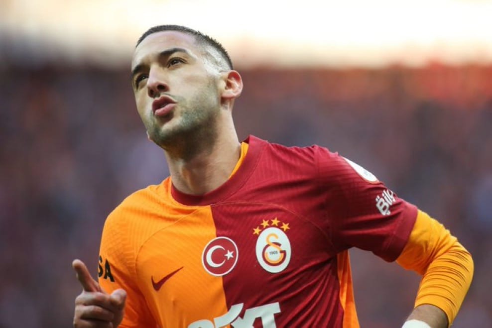 Mercato : ACCORD TROUVÉ ENTRE HAKIM ZIYECH ET AL-NASR SC