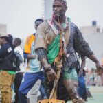 Leurs Majestés Ogiame Atuwatse III et Olori Atuwatse III accueillent la Sénatrice Fanny Moussokoura Chantal lors d’une visite historique au Royaume de Warri