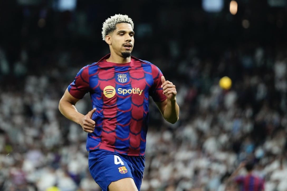 Mercato: Ronald Araújo à la Juventus : Un Transfert de Poids pour Renforcer la Défense Turinoise