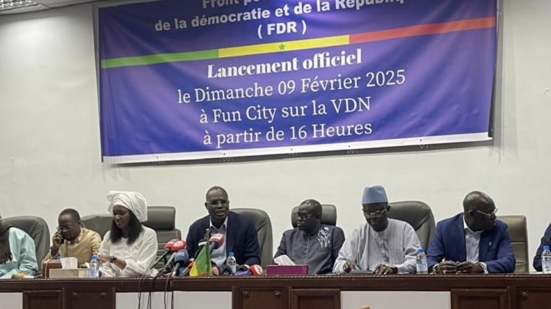Front pour La Défense de la Démocratie et de la République (FDR): Une nouvelle alliance politique portée sur les fonts baptismaux
