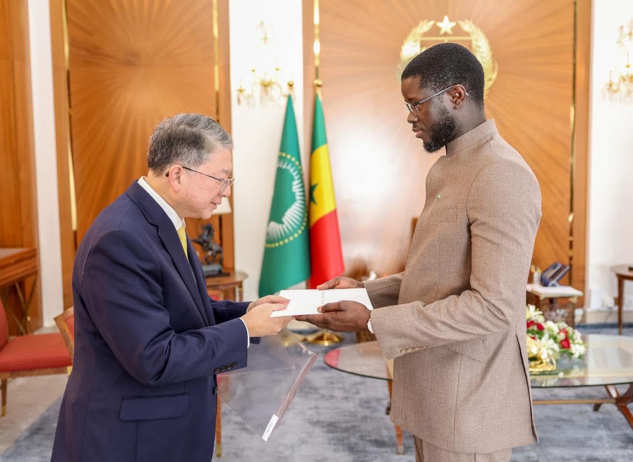 Palais : Le Chef de l’Etat a reçu les lettres de créance de cinq ambassadeurs nouvellement accrédités à Dakar