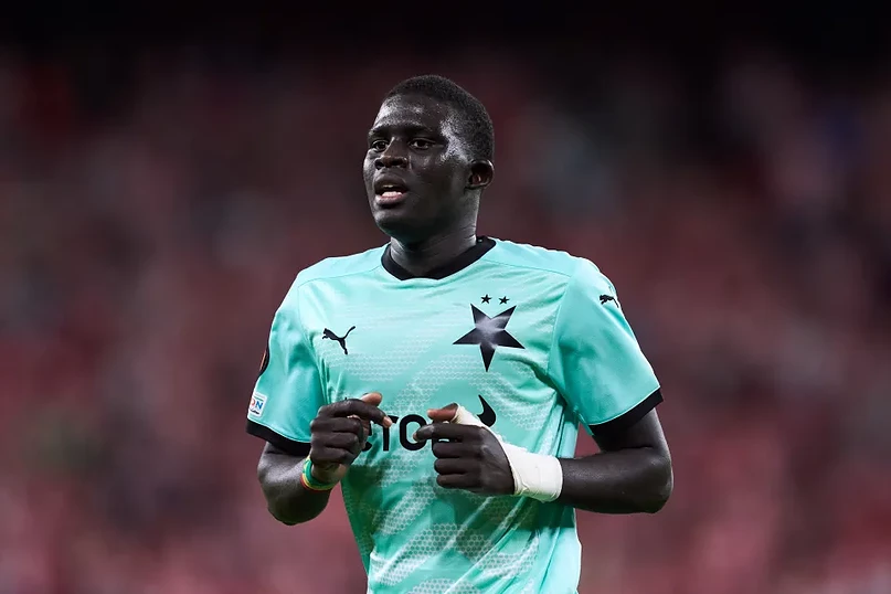 Slavia Prague : El Hadji Malick Diouf est sorti sur blessure dès la 18e minute dans le derby contre le Sparta