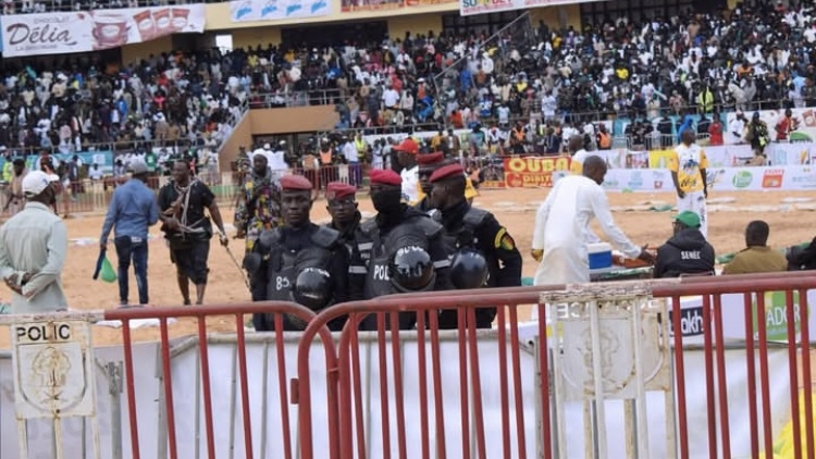 Dernière minute : Le ministre de l’Intérieur lève la suspension de la couverture sécuritaire des combats de lutte