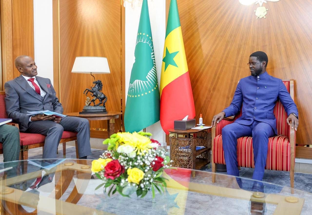 Palais : Le Chef de l’Etat a reçu une délégation de l’Agence de coopération entre le Sénégal et la Guinée Bissau (AGC)