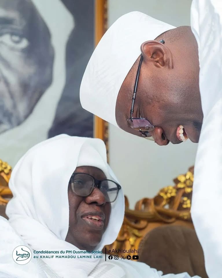 Décès du Khalif des Layènes : Ousmane Sonko à Yoff pour présenter ses condoléances à son successeur