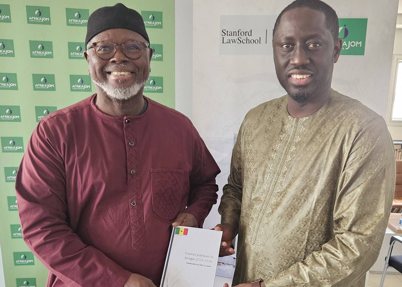 Finances publiques : Pape Malick Ndour présente le rapport alternatif remis au FMI à Alioune Tine