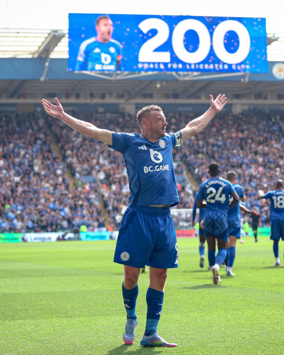 Clap de fin royal pour Jamie Vardy : 200e but pour son 500e match avec Leicester