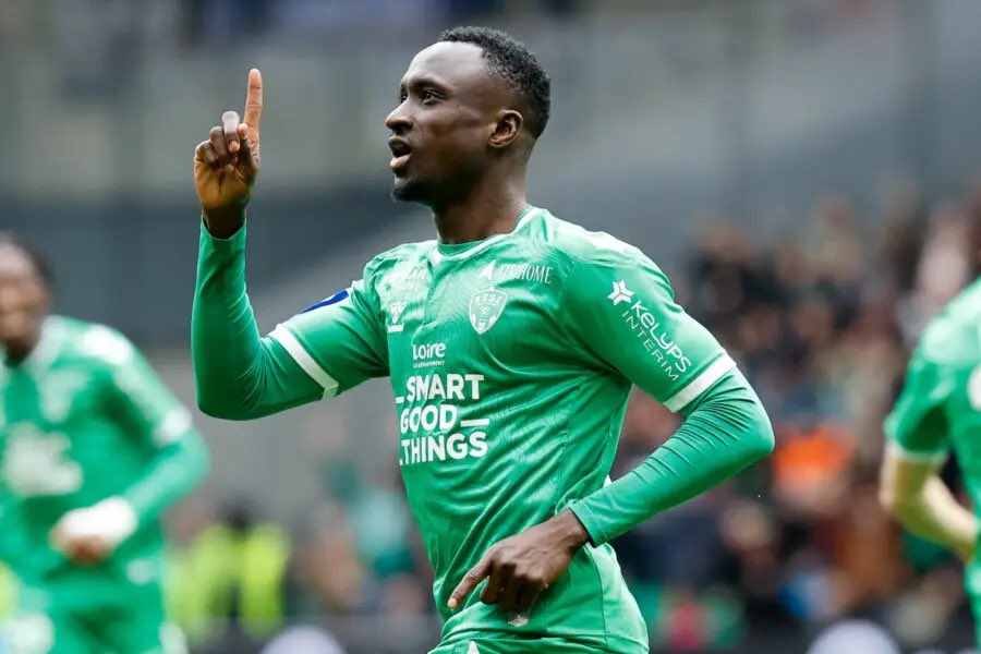 Ibrahima Wadji quitte l’AS Saint-Étienne : retour à Qarabag en vue ?