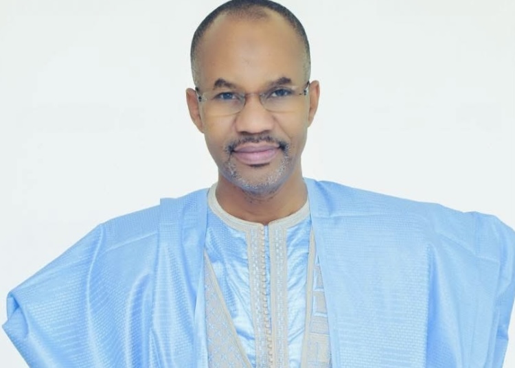 "Avant de financer les partis politiques, ce vieux serpent de mer, finançons d'abord l'économie", (Demain C'est Maintenant)