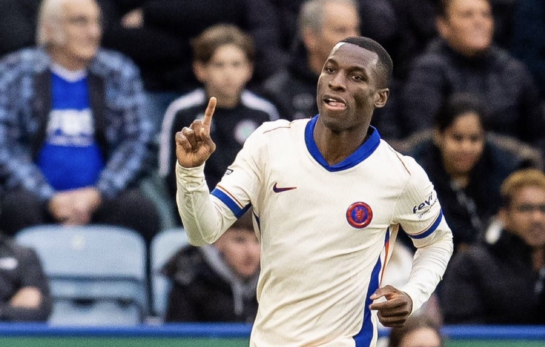 Football : Jackson sort de l’ombre et rallume l’espoir de Chelsea