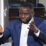 (Vidéo) – Achat de véhicules pour les députés : Dr Babacar Niang tacle sévèrement El Malick Ndiaye