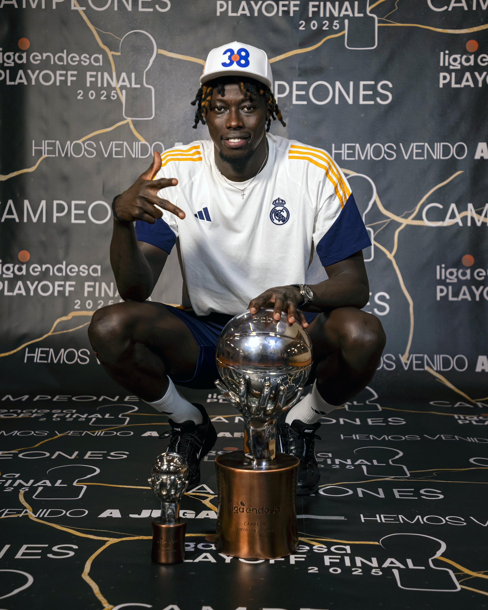 Première convocation en équipe A pour Eli John Ndiaye