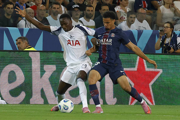 Ligue des Champions : Pape Matar Sarr (Tottenham) titulaire contre le PSG, Ibrahim Mbaye sur le banc