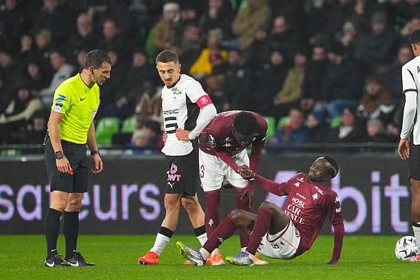 FC Metz : Cheikh Tidiane Sabaly sort sur blessure en première période