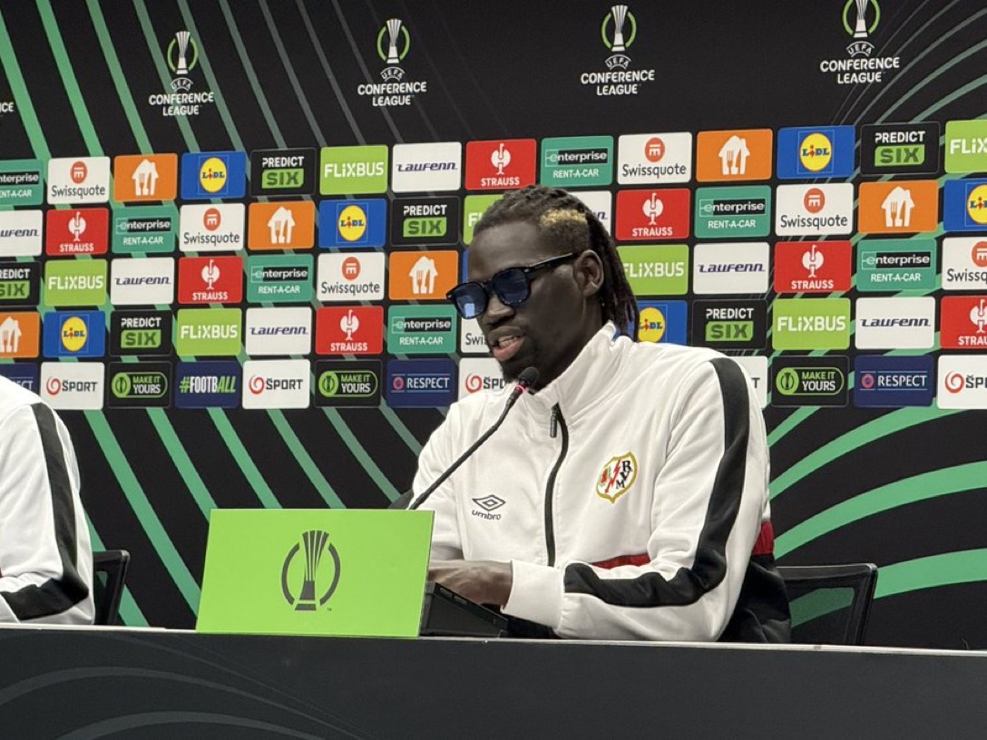 Pathé Ciss : « Un match très compliqué nous attend » face au Slovan Bratislava