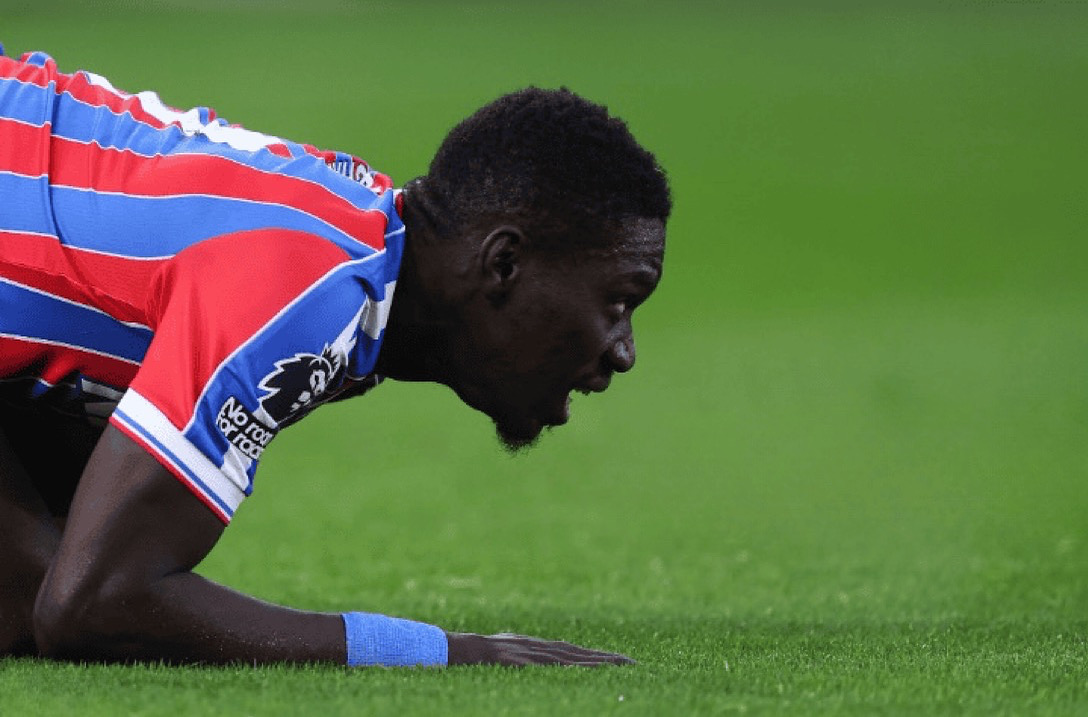Crystal Palace : Oliver Glasner fait le point sur l’état de Sarr « Il peut aussi rater la CAN si sa cheville ne progresse»