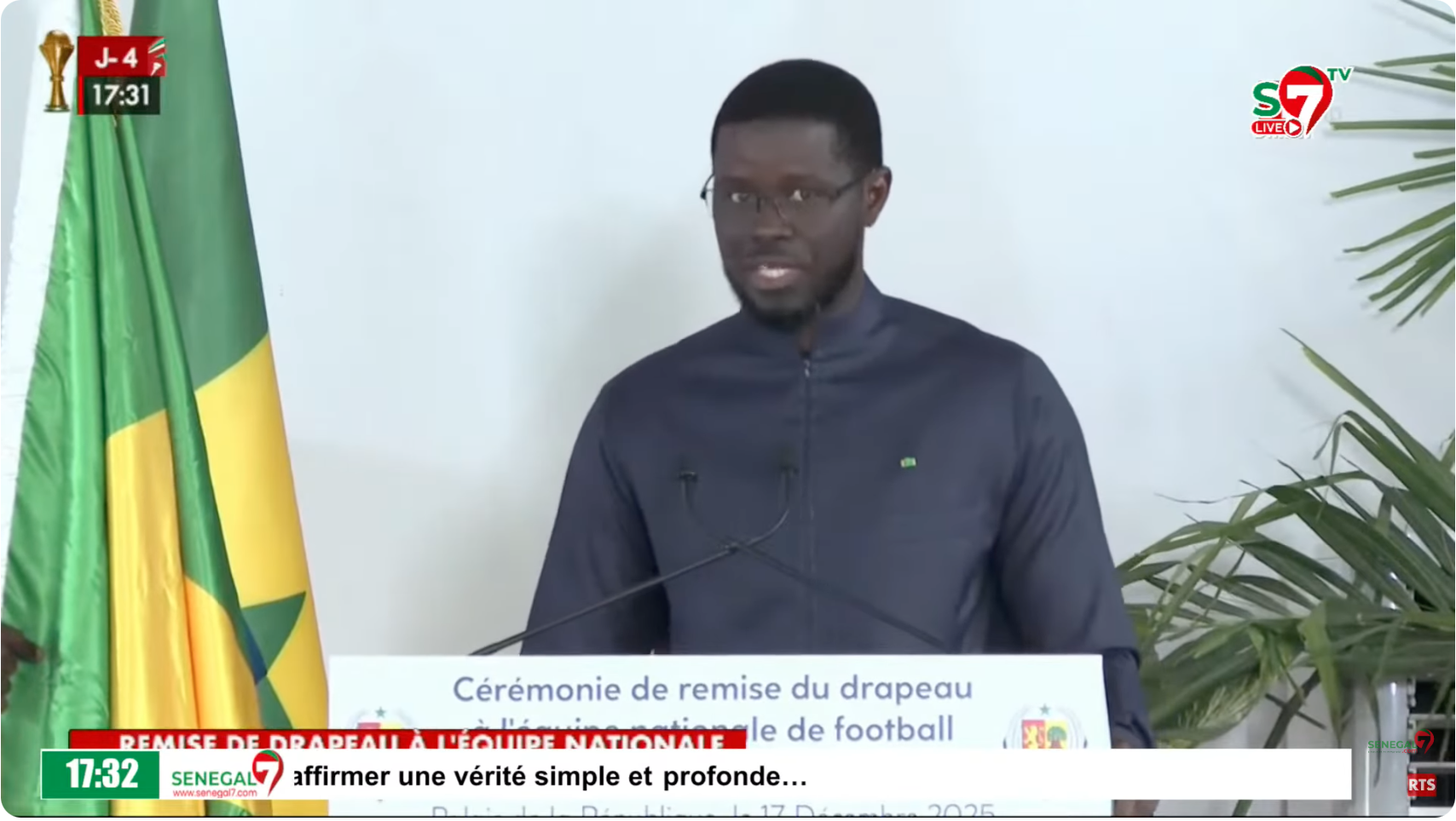 Remise du drapeau : Diomaye aux lions "Yéna Ngui Dém Maroc Wayé Khamlén Ni..." (Vidéo)