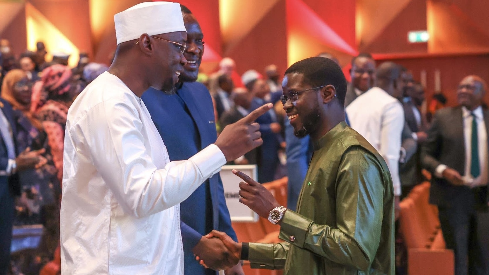 "Ray mboté" : Alioune Tine réagit à la blague de Diomaye sur Sonko