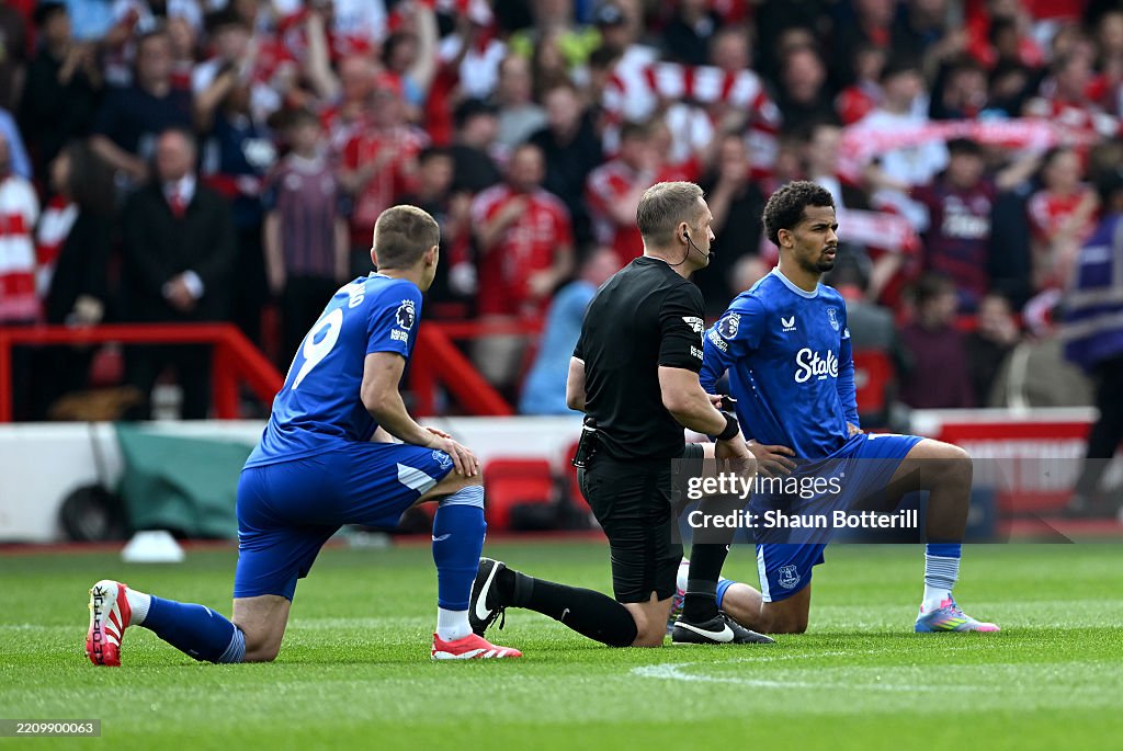 Vitaly Mykolenko encense Iliman Ndiaye : “Un joueur exceptionnel...”