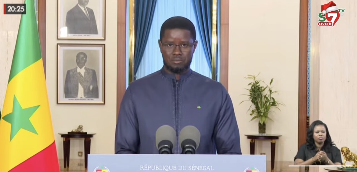 Évolution du style présidentiel : le discours de Diomaye Faye en 2025, plus sobre et institutionnel que les précédents