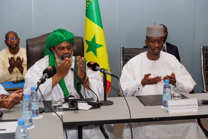 Ziara de la Famille Omarienne : Le ministre de l’Intérieur préside la réunion nationale préparatoire