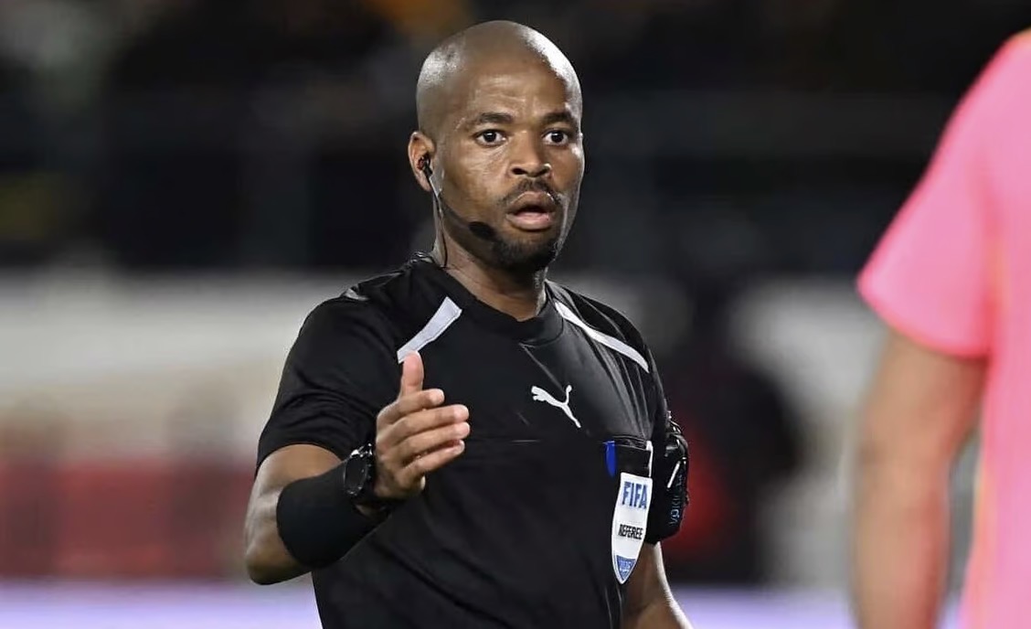 Sénégal vs Mali : La CAF change l’arbitre, le Sud-Africain Abongile Tom finalement au sifflet
