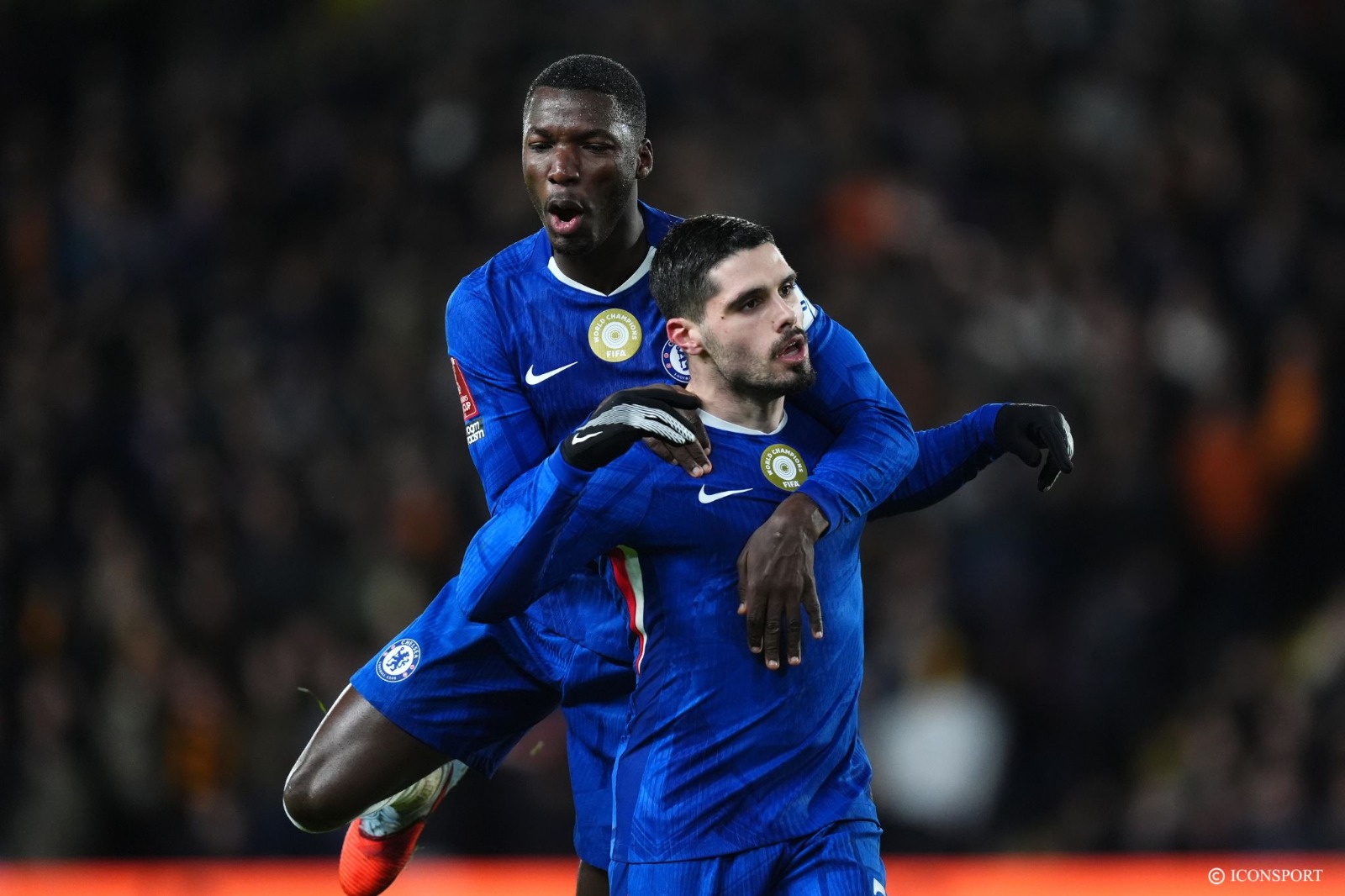 Chelsea égale un record historique après le triplé de Pedro Neto en FA Cup